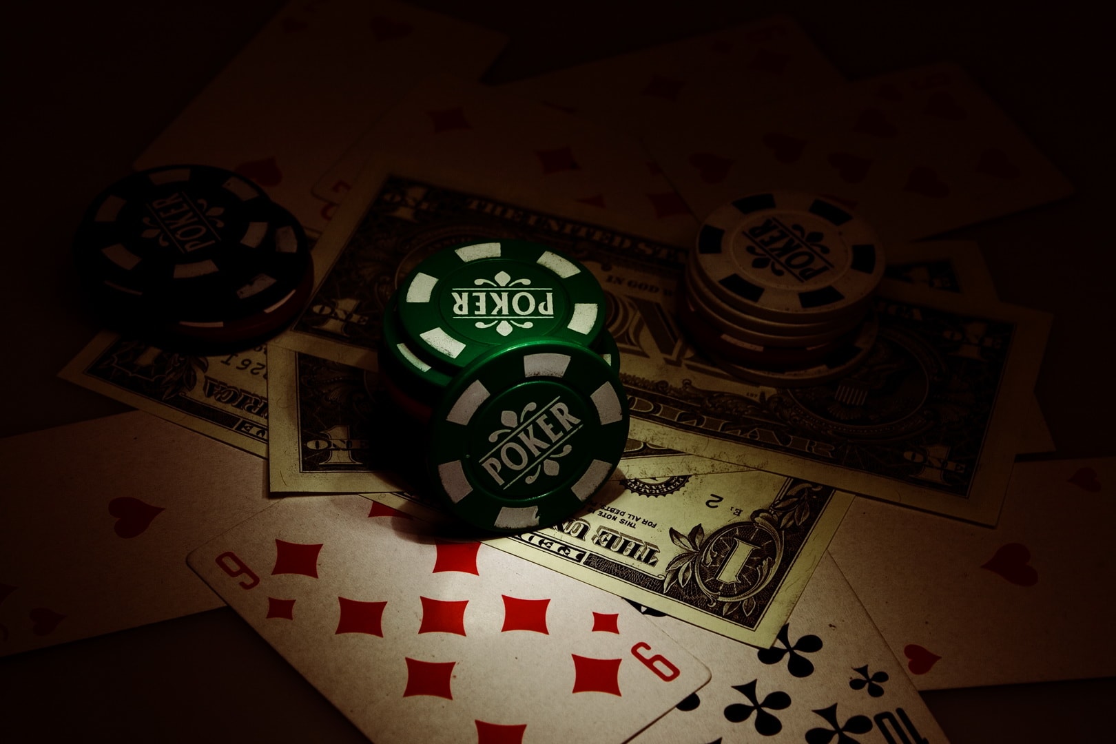 Casino en ligne : faut-il être forcément majeur ?